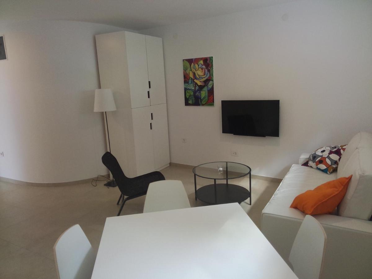 Drance Apartments セルツェ エクステリア 写真
